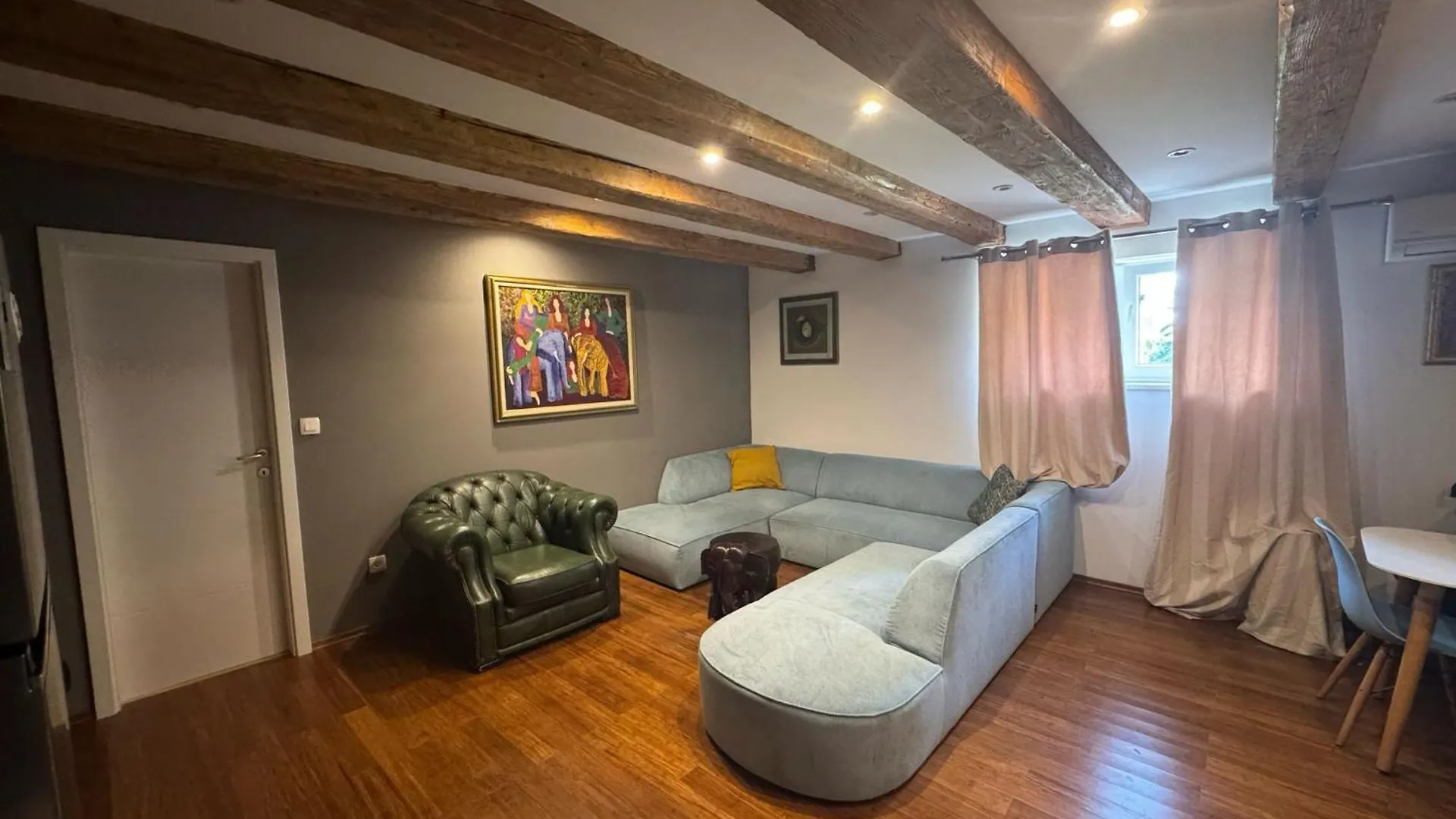 Apartment Seaside Zitta Apartman Split