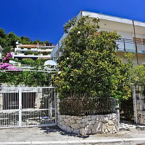  Apartment Meje