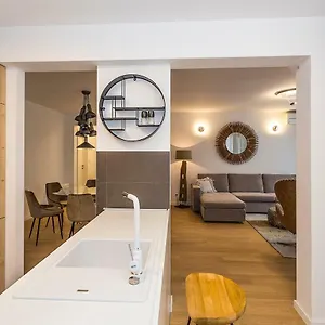  Apartment Perla